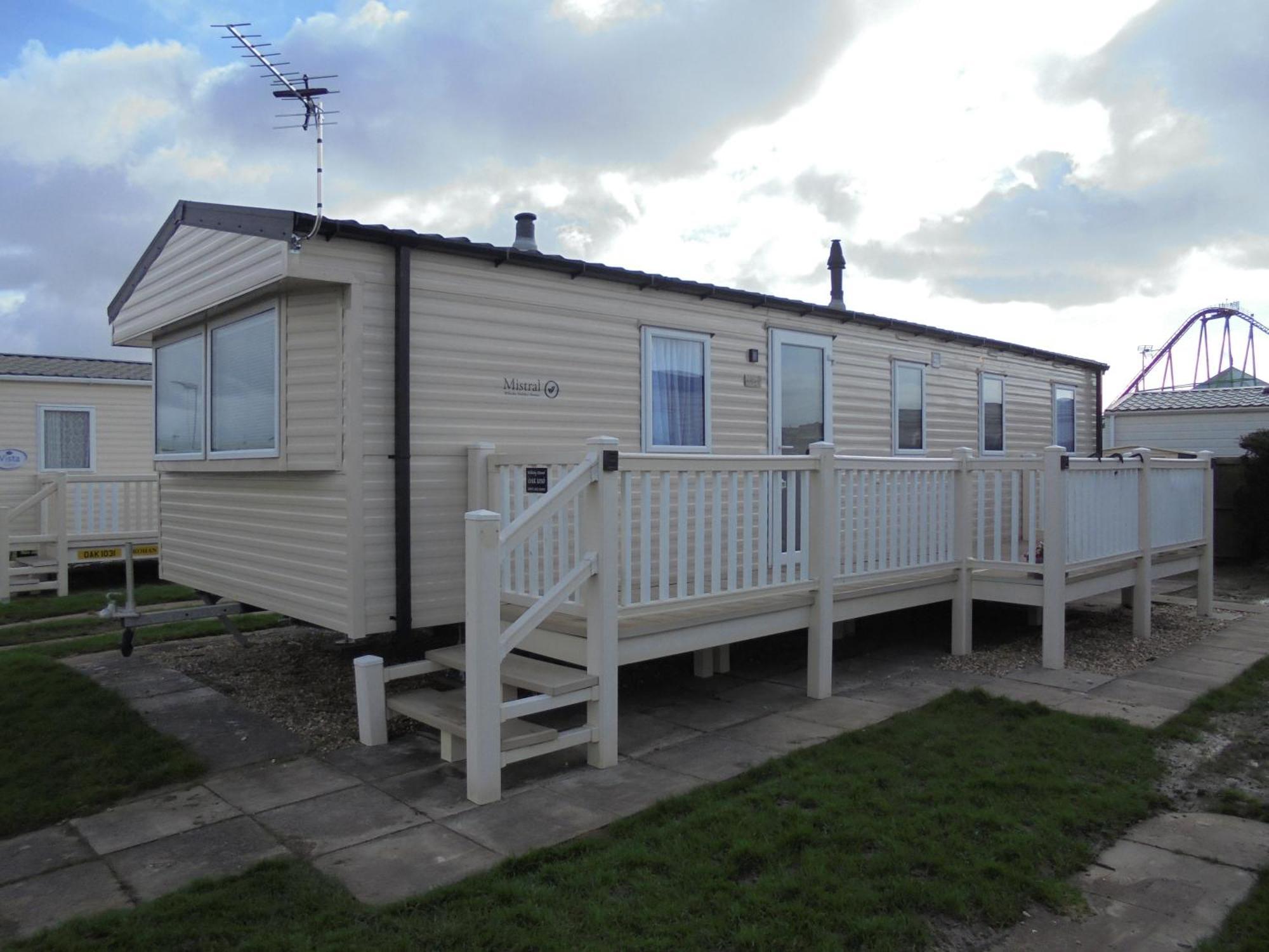 Kingfisher Mistral 8 Berth, Heated, Close To Site Exit Free Wifi *