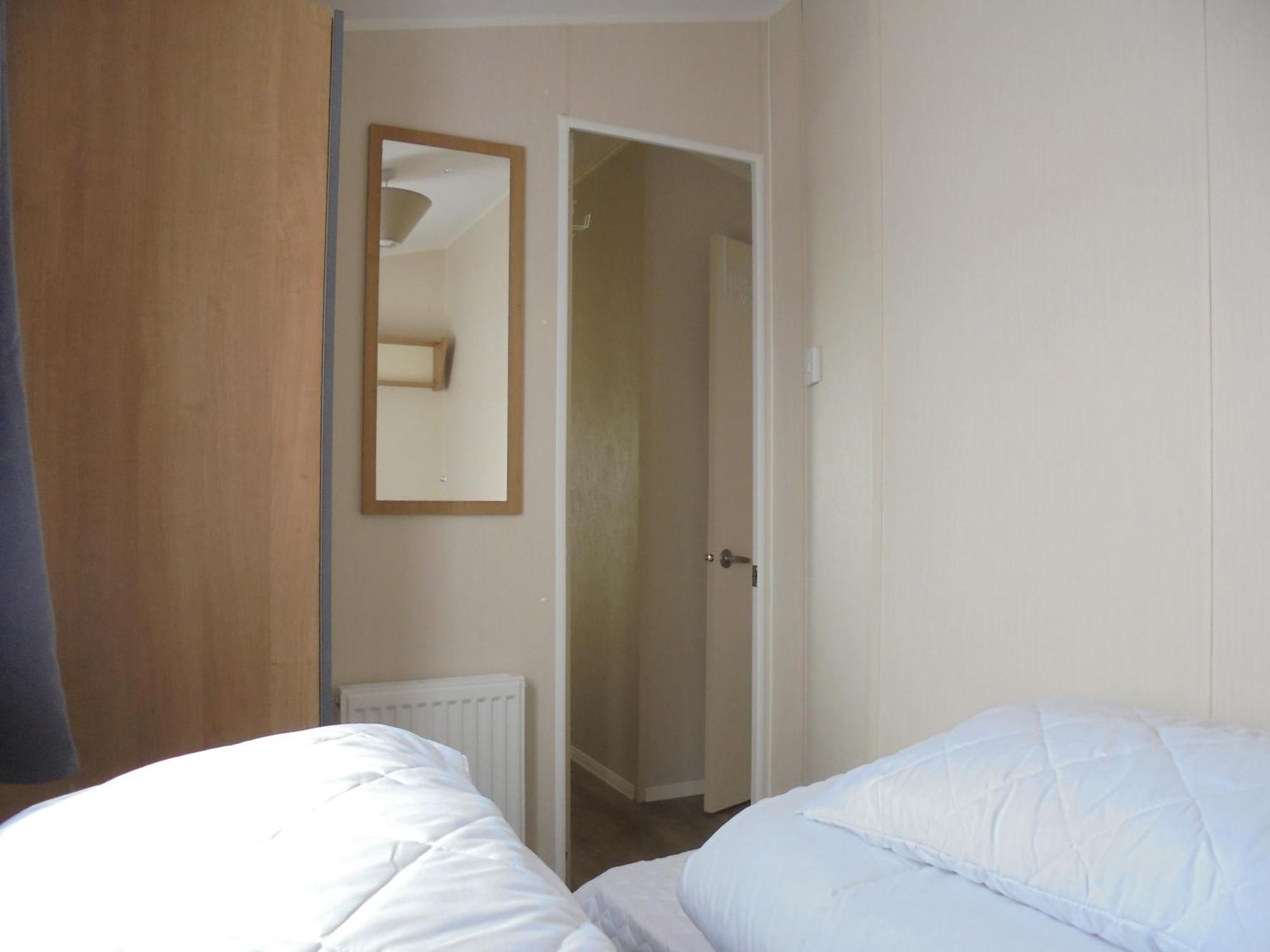 Kingfisher Mistral 8 Berth, Heated, Close To Site Exit Free Wifi *