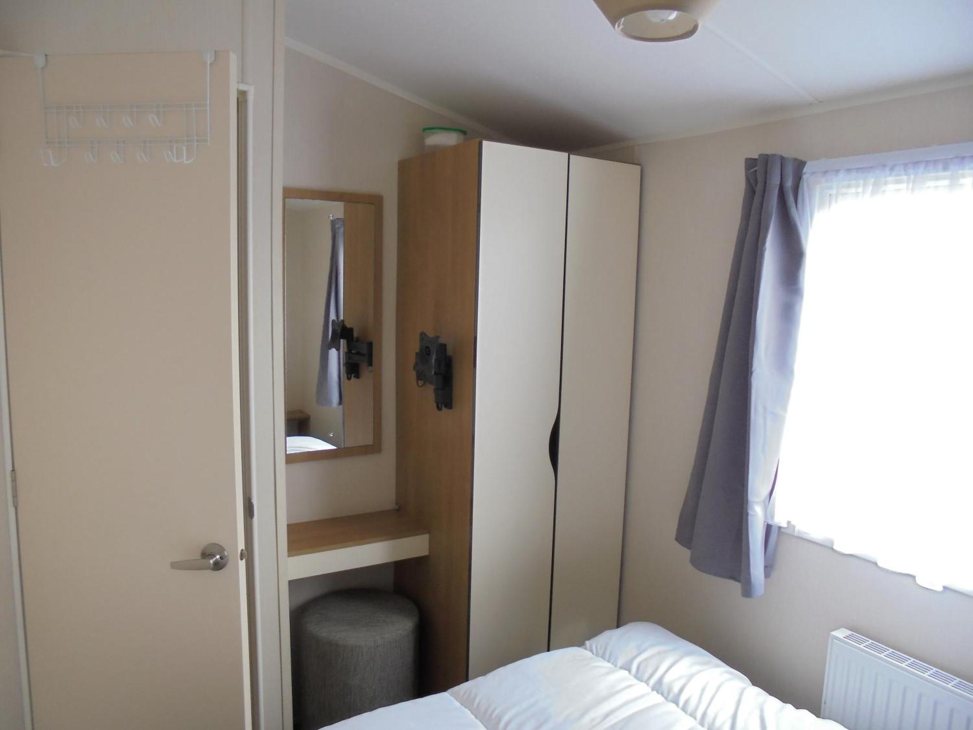 Holiday home Kingfisher Mistral 8 Berth, Heated, Close To Site Exit Free Wifi *